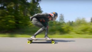 Thaigo Lessa Longboard Tuck