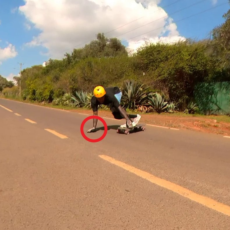 toeside check hand position