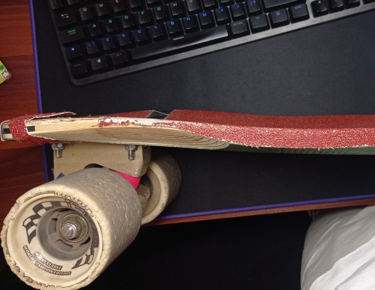 grip sticking on thin rail